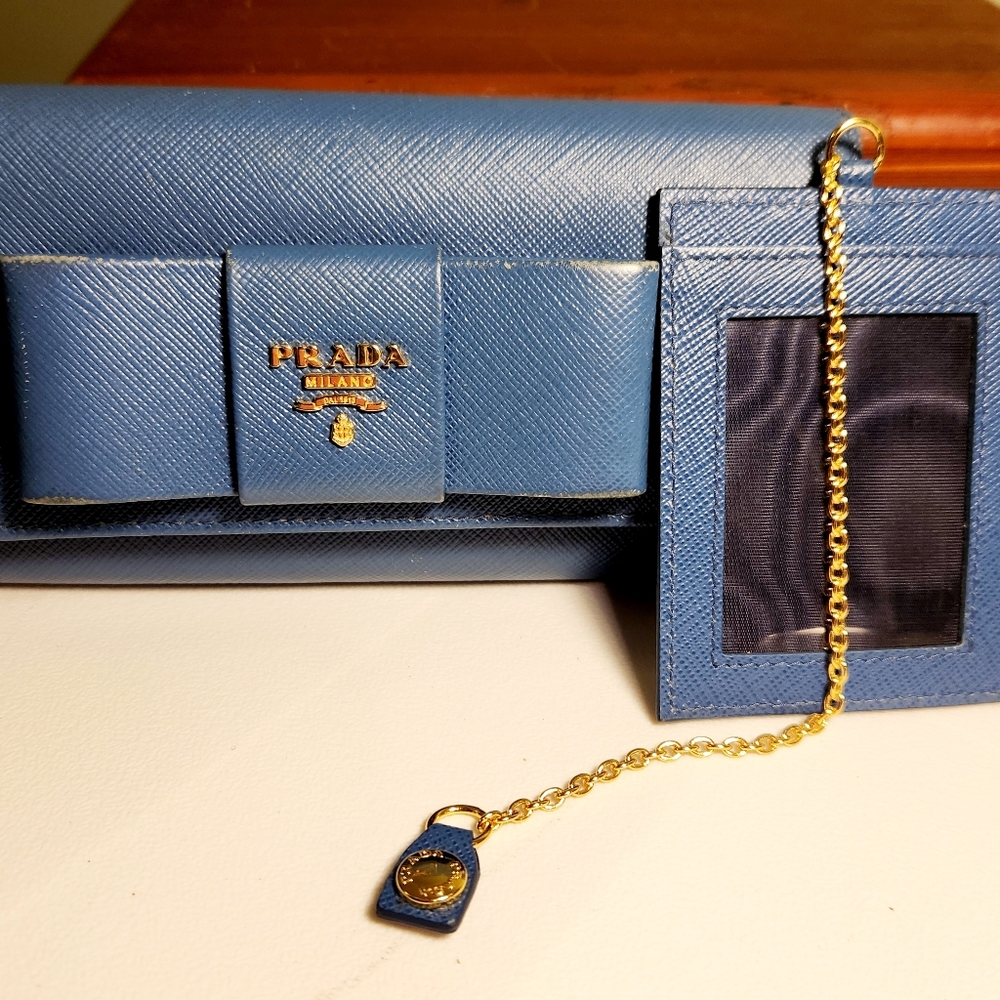 Prada Continental Saffiano Leather  Ribbon Wallet w/ ID holder
